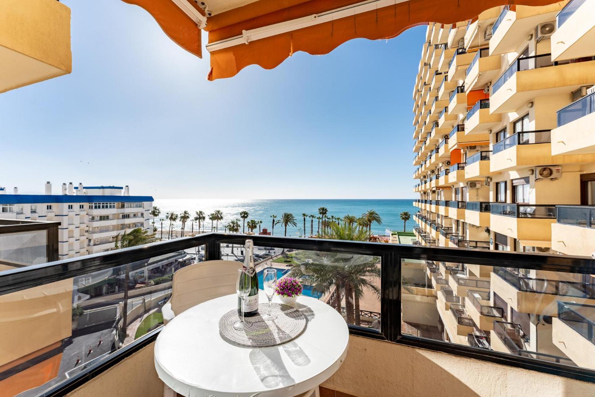 Malagasuite New Aloha Playa Benalmádena Buitenkant foto